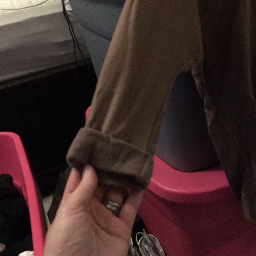 Top - Picture 2 of 3